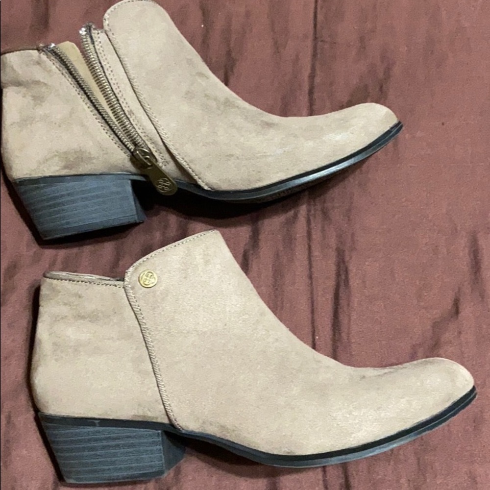 Brown Booties. Euc! - image 6